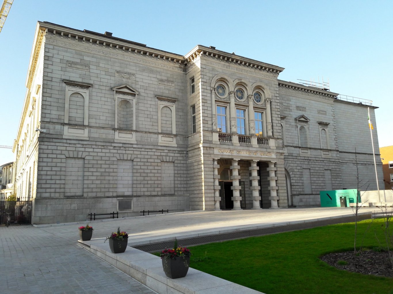 National gallery of ireland entry on merrion square